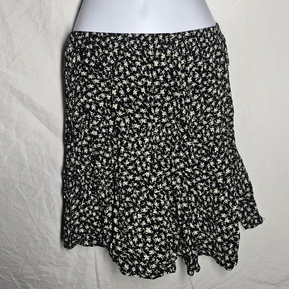 vintage y2k 2000s floral cottagecore whimsical mini skirt